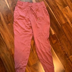 Lululemon Joggers Blush/ mauve color